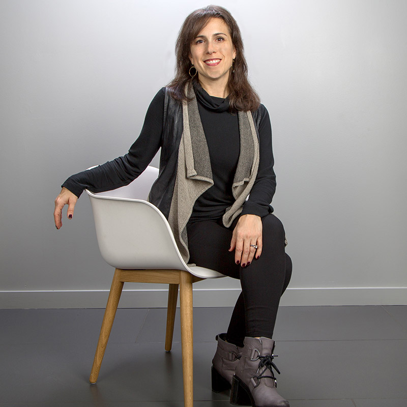 Stephanie-web-72dpi